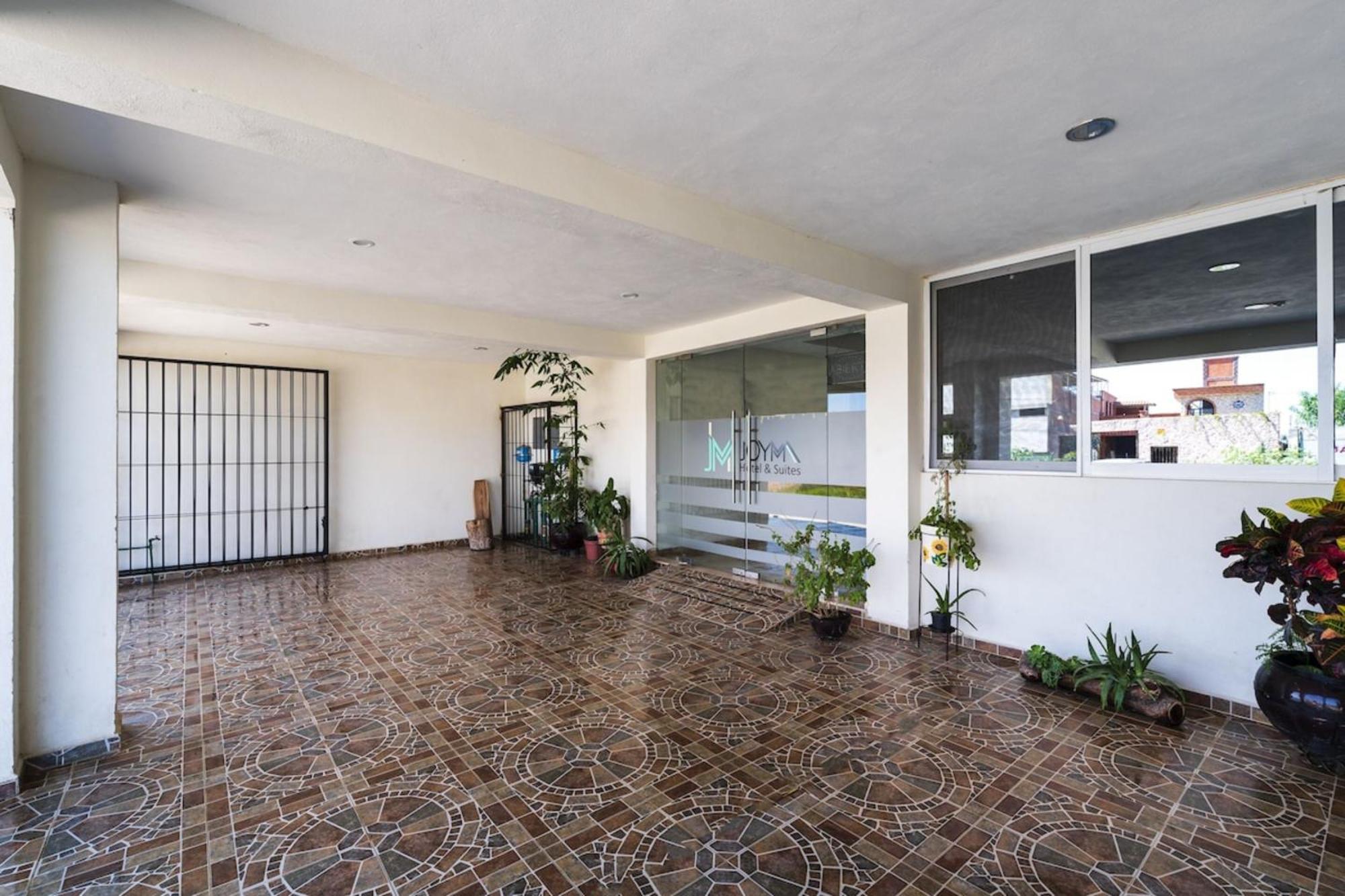 Capital O Hotel Joyma Suites, San Luis San Luis Potosí Esterno foto